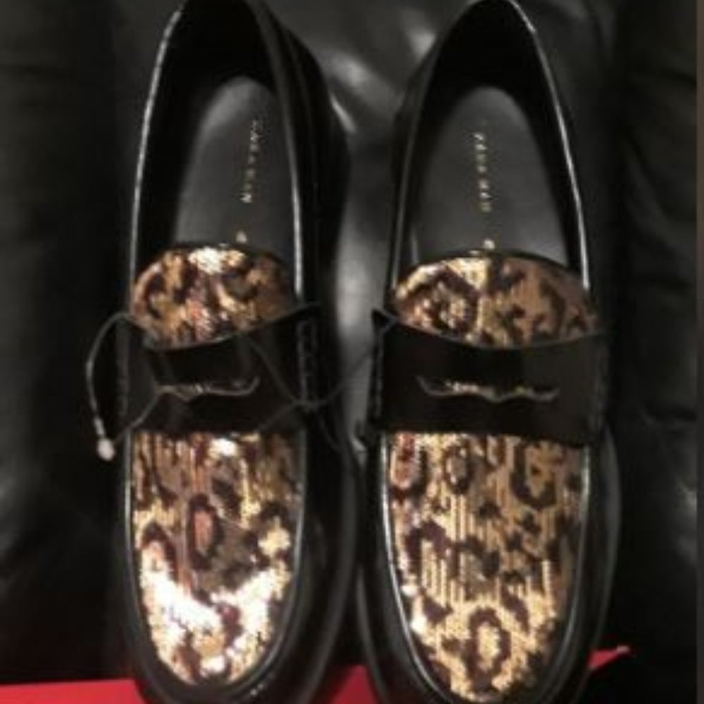 Men Shoes Unique Gold Top Slip On Size 10 US /43 E